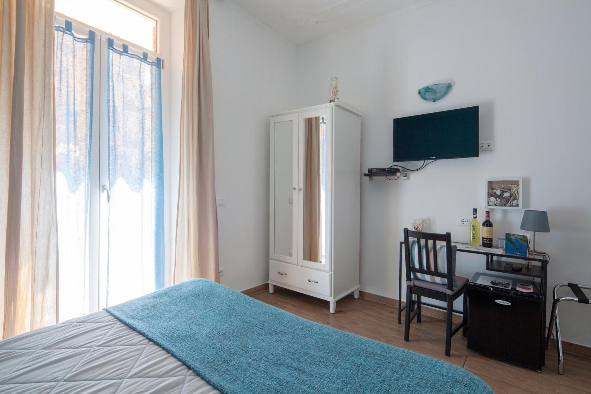 Cinque Terre Charme Rooms Специя Экстерьер фото